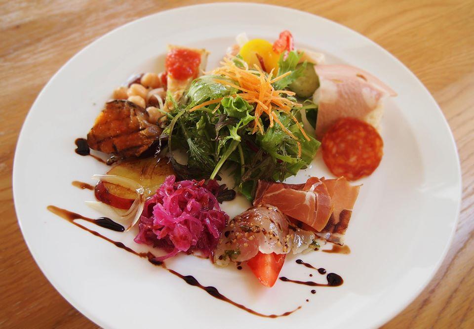 trattoria TAVOLA