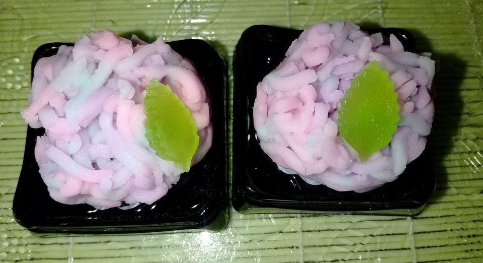 和菓子　まんすて