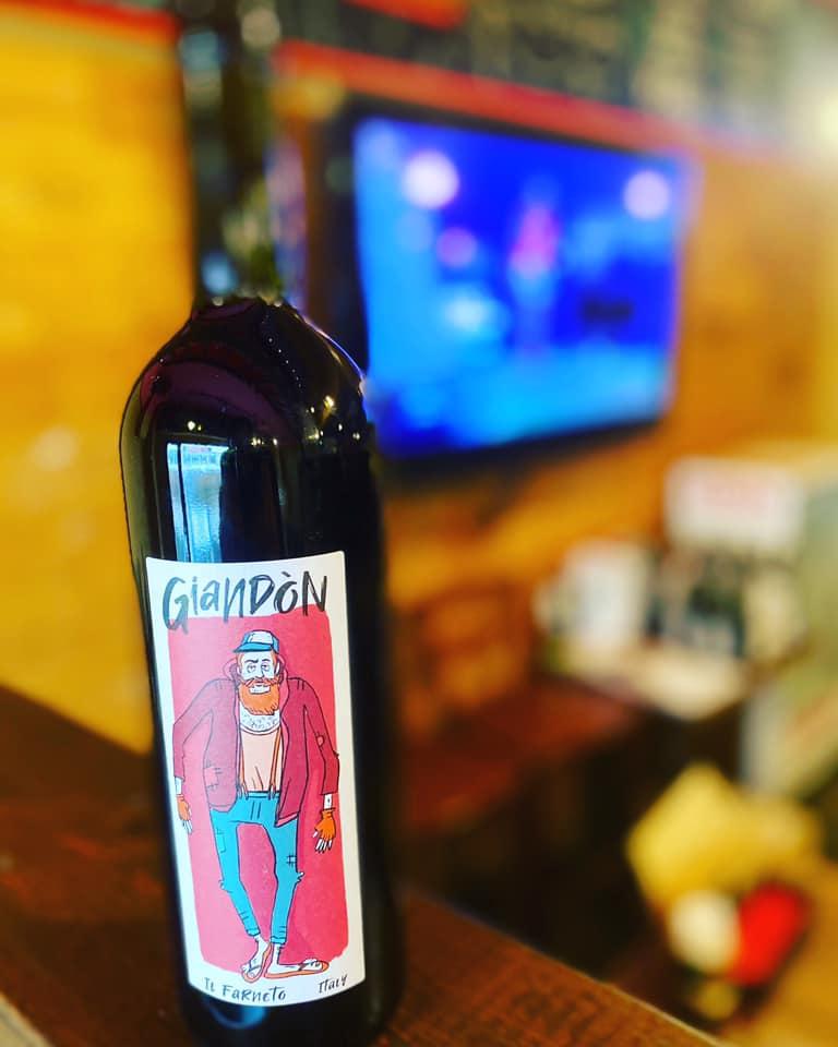 お肉とワイン大衆酒場　ビストロ　カルロス