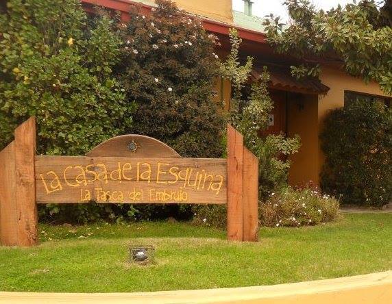 La Casa De La Esquina