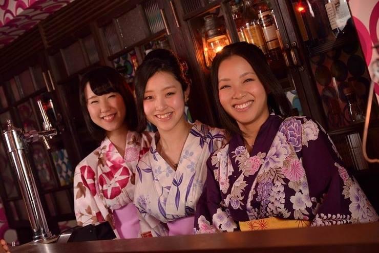 懐かしのアイドル酒場　スワン