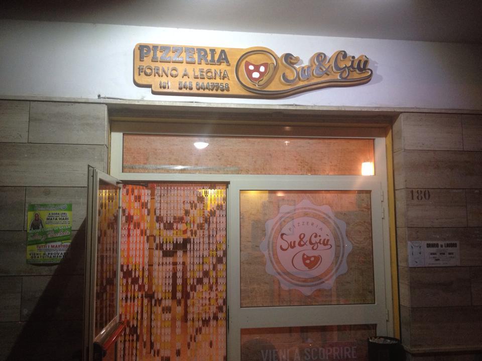 Pizzeria "Su e Giù"