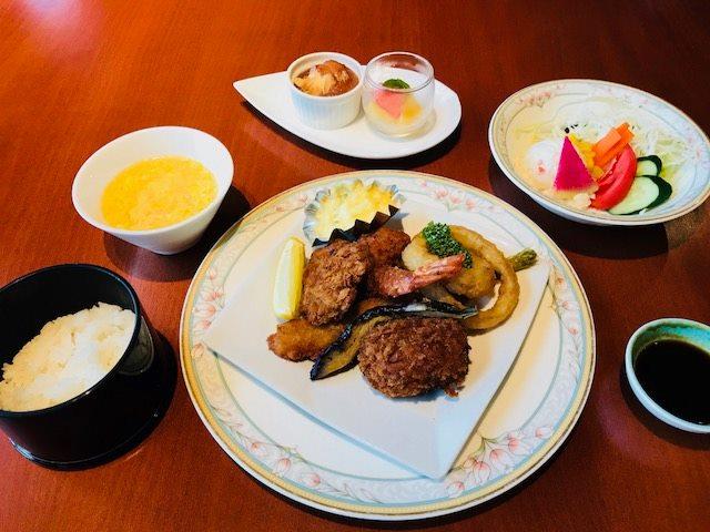 とやま自遊館 レストラン シャトー