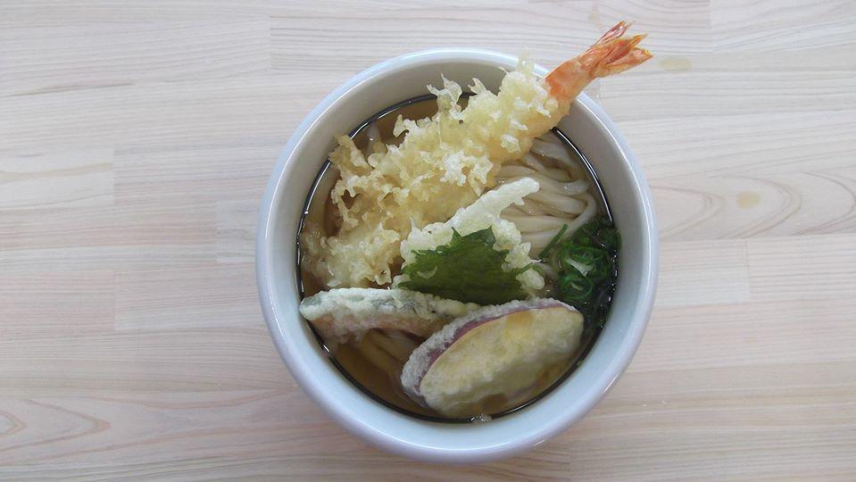 讃岐　手打ちうどん　かもめ