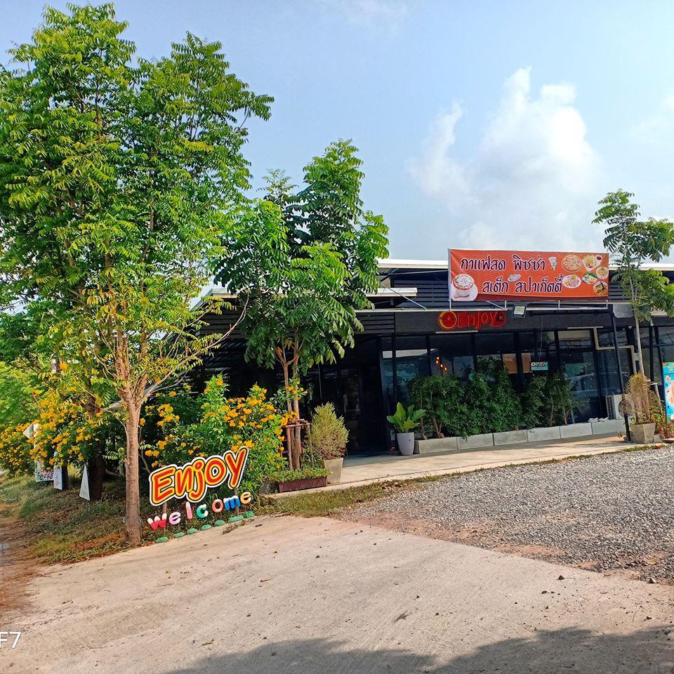 Enjoy coffee&food