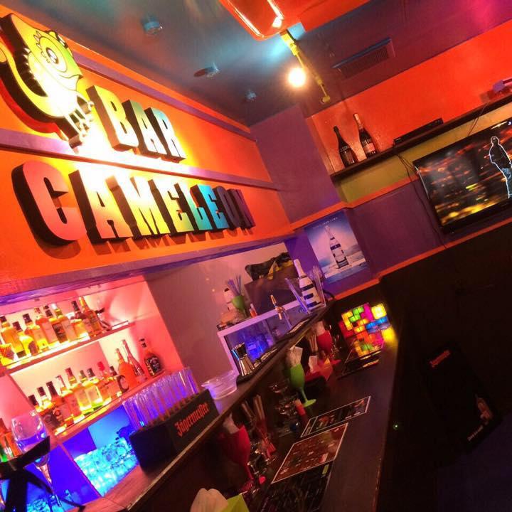 BAR CAMELEON