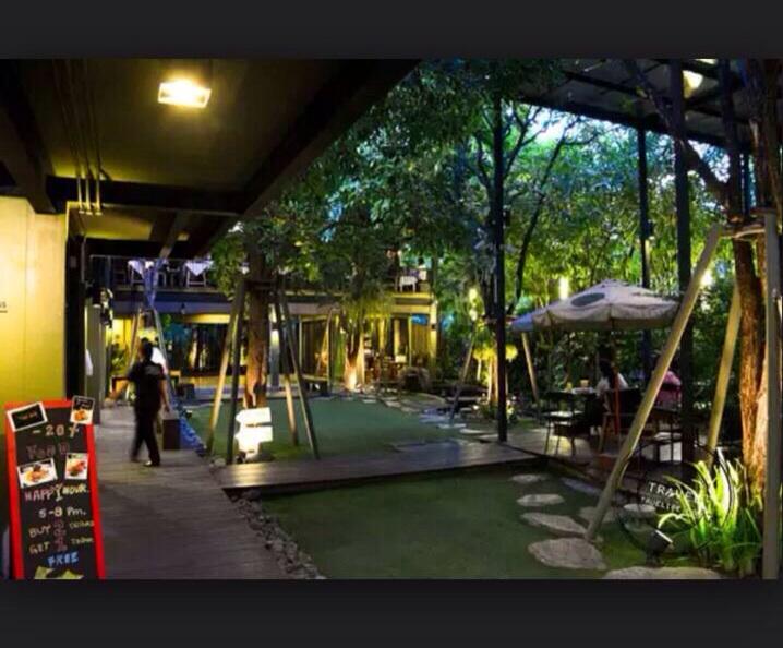 Work Cafe Em