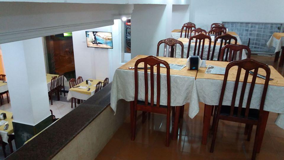 مطعم خمس نجوم