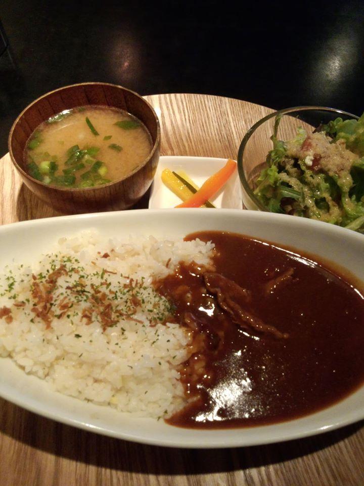 Cafe & bar ringo