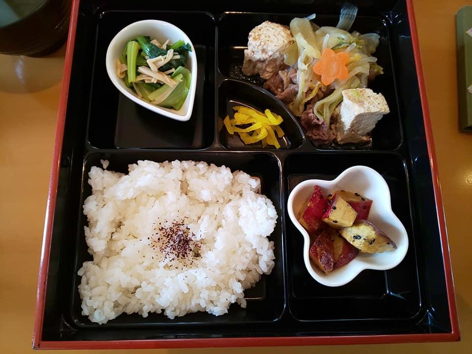 あどばんす