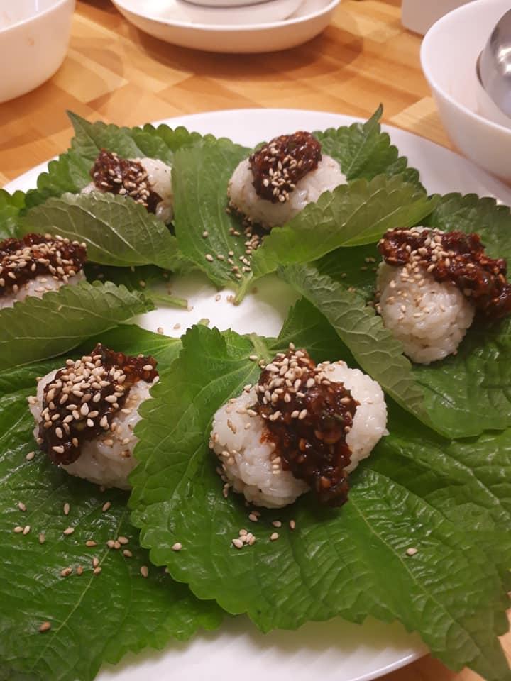 おんに