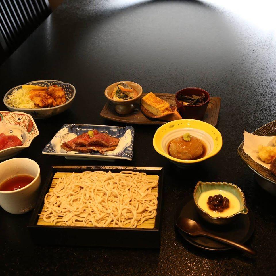 蕎麦處とんねるや