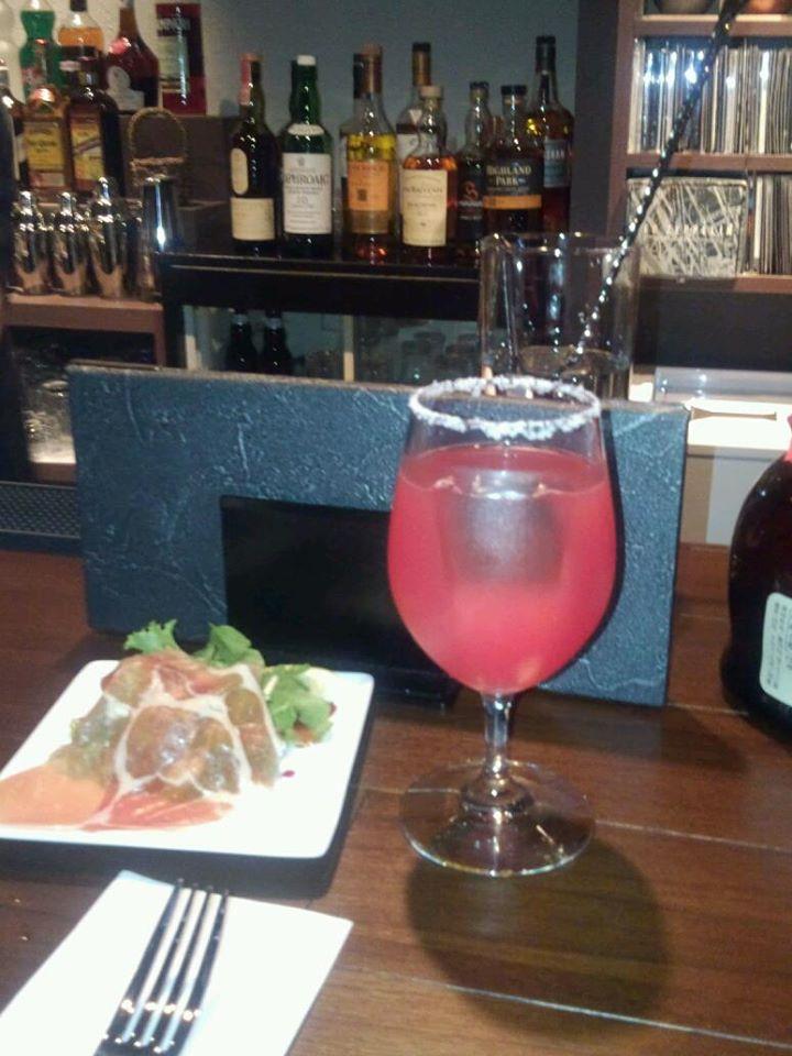 Bar Little Wing