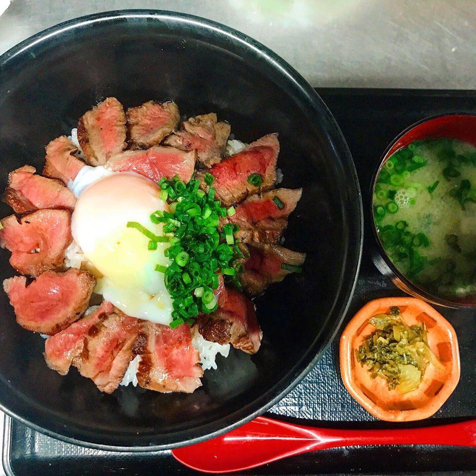 熟成肉 和食 宴会 茂平 駕町店(もへい かごまちてん）