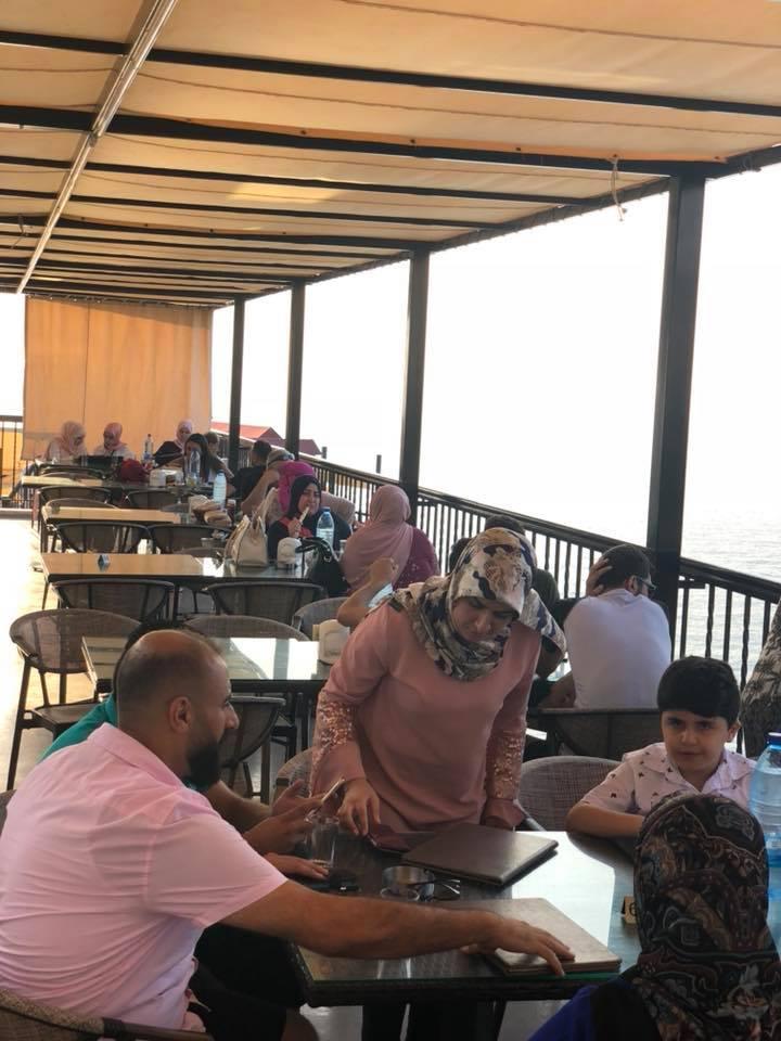 amwajalbayyadah.rest