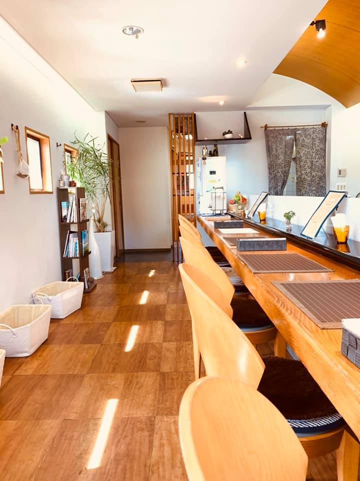 CAFE&BAR PLUSTASS