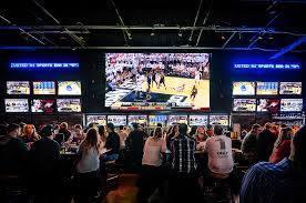 Lavoie's Bar & Grille