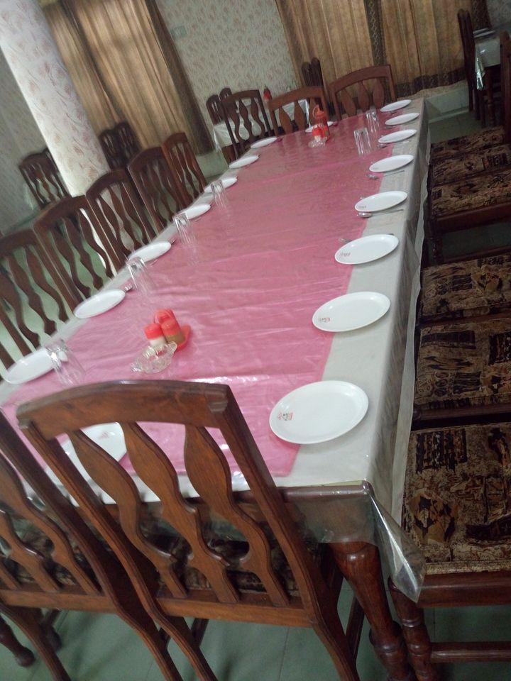 Adeel Hotel & Restaurant