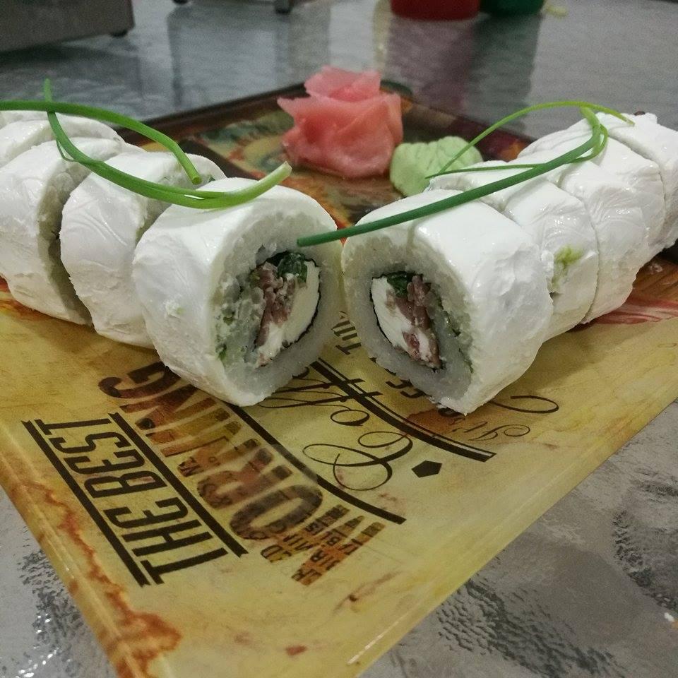 Handroll sushi delivery