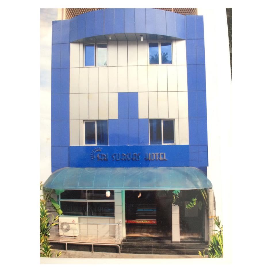 Sri Suryas Hotel
