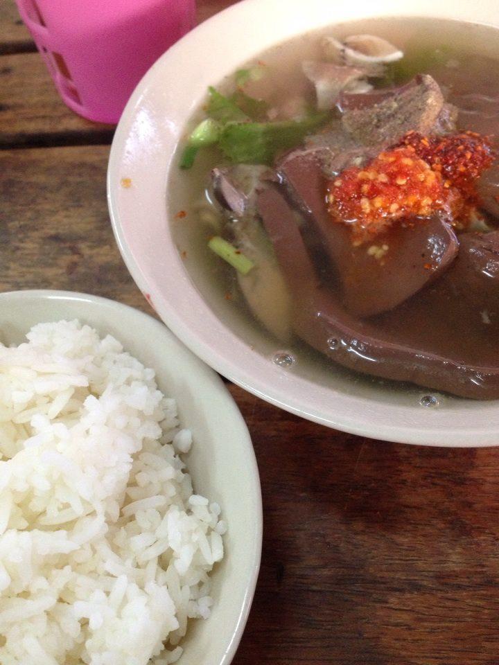 ข้าวมันไก่นายฮั้ง เกาะเสม็ด