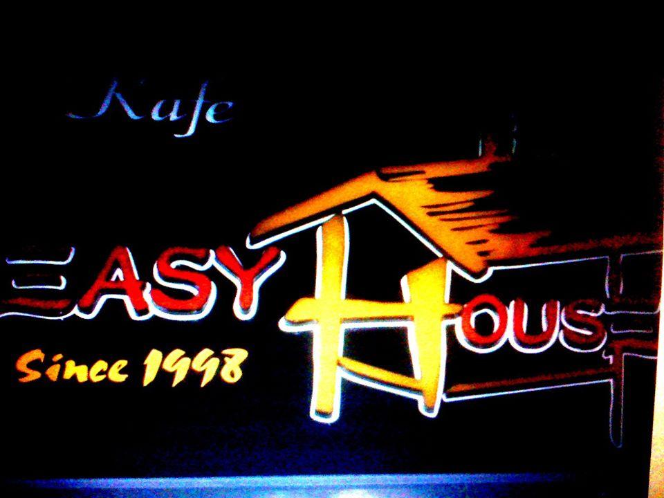 EasyhouseCafe