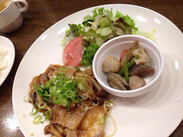 ミルズカフェ