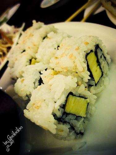 Sushi Rolls & mas