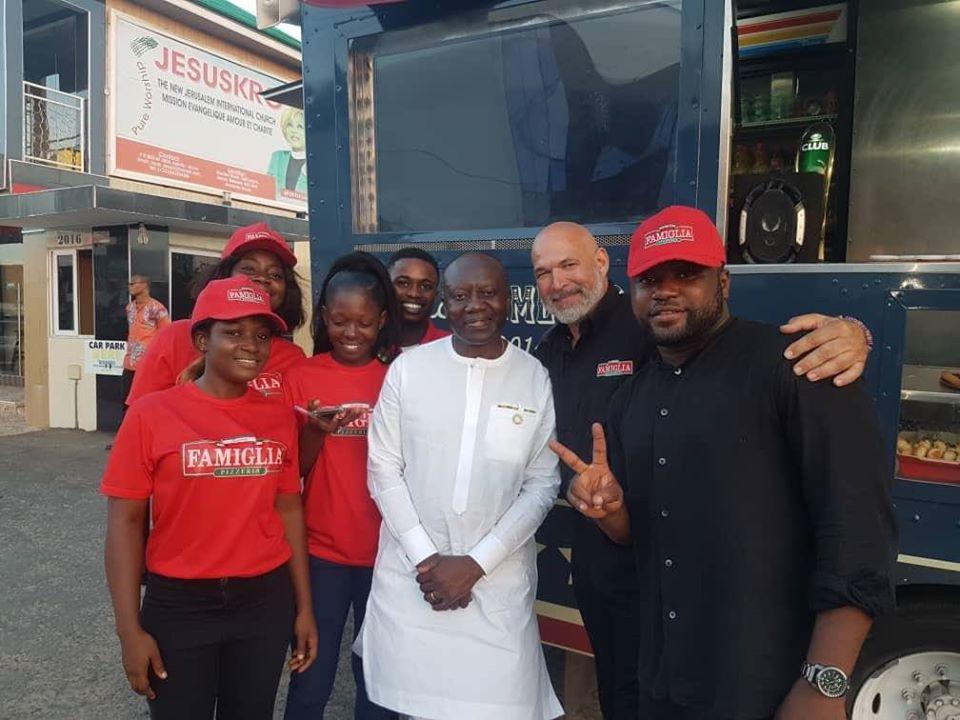 Famous Famiglia Pizzeria