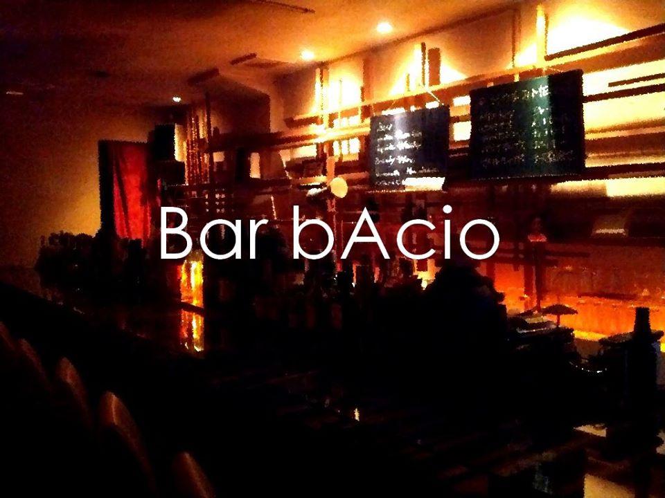 Bar bAcio
