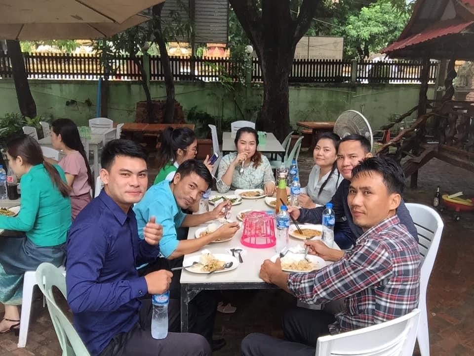 KanEng ຮ້ານອາຫານກັນເອງ ຕຳໝາກຮຸ່ງຟຣີ