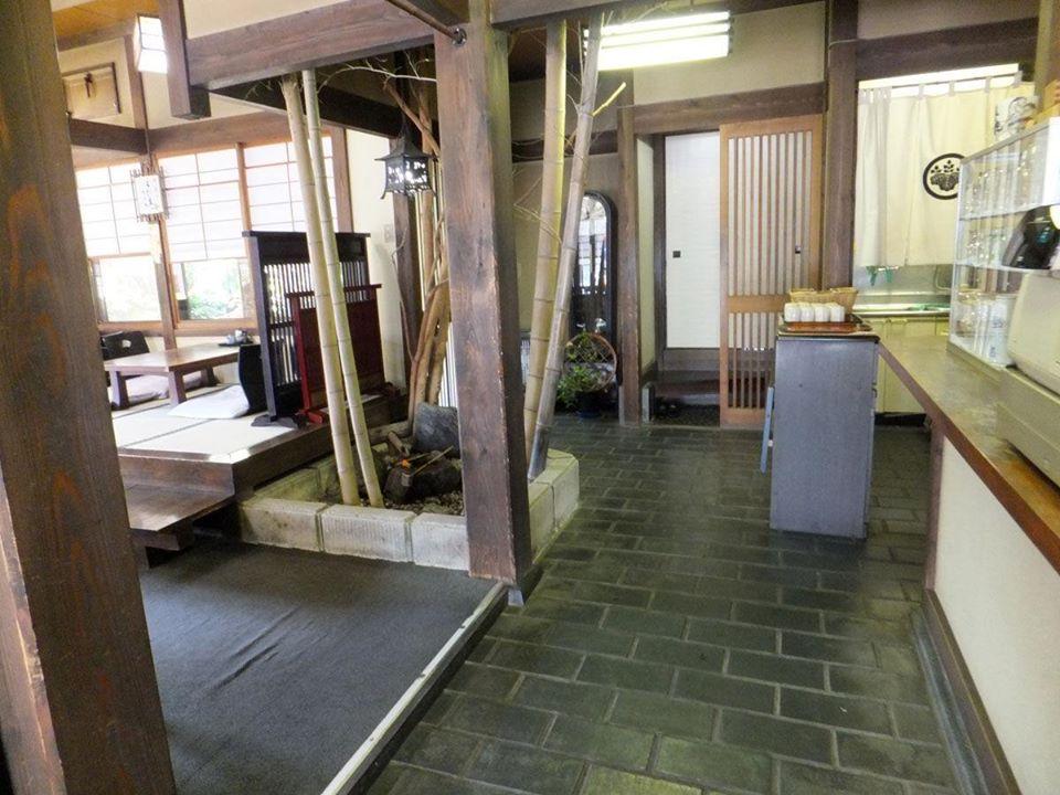 千歳家 うなぎ・川魚・割烹料理