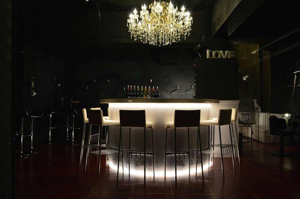 Dining Bar チカカラ
