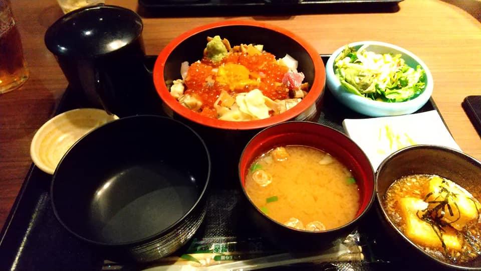 味奈登庵