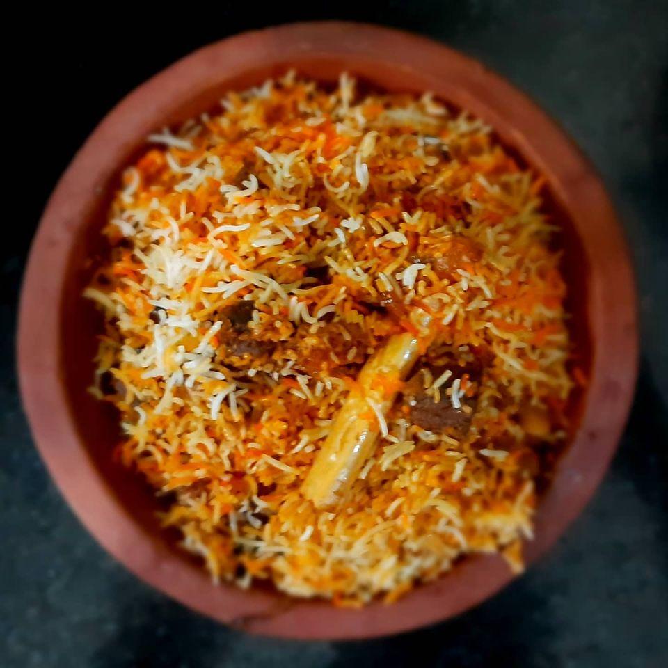 Mudhouse Under Mangoes - Restaurant & Resthouse