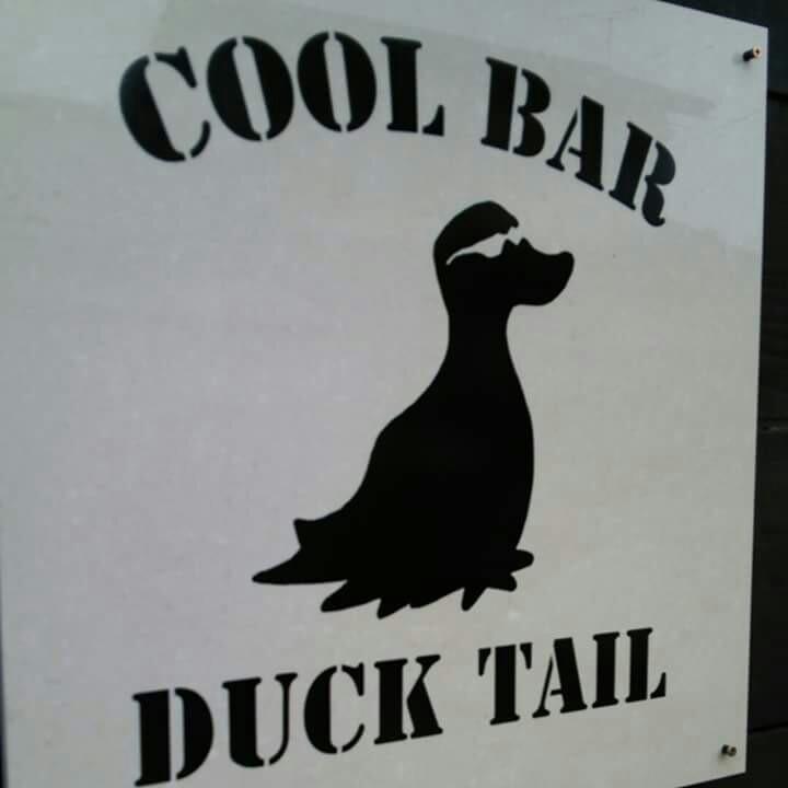 DUCK TAIL