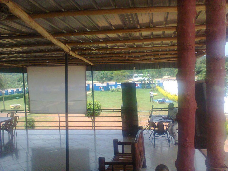 Buddu Restaurant,Bar,Gardens and Sauna