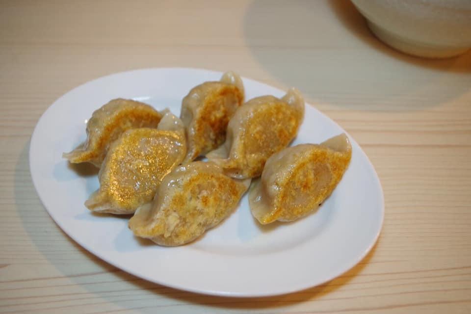 餃子酒場ナナホシ