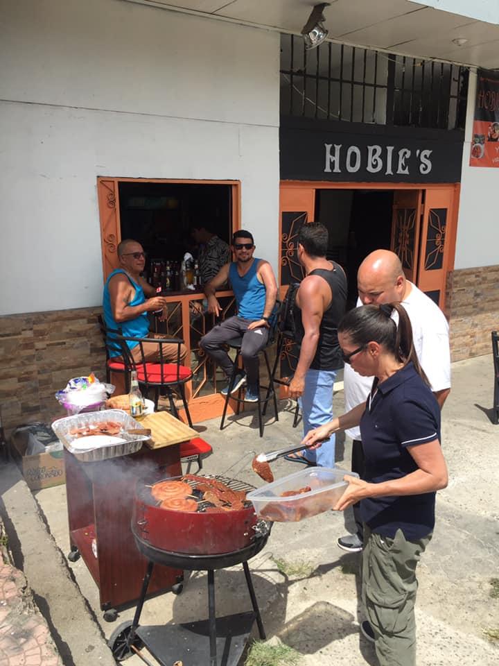 Bar y Restaurante Hobieˋs