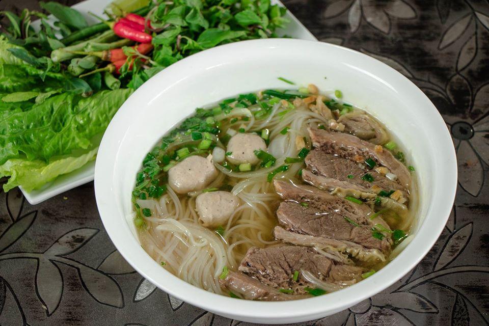 ຮ້ານເຝີ ຂຸມຊັບ