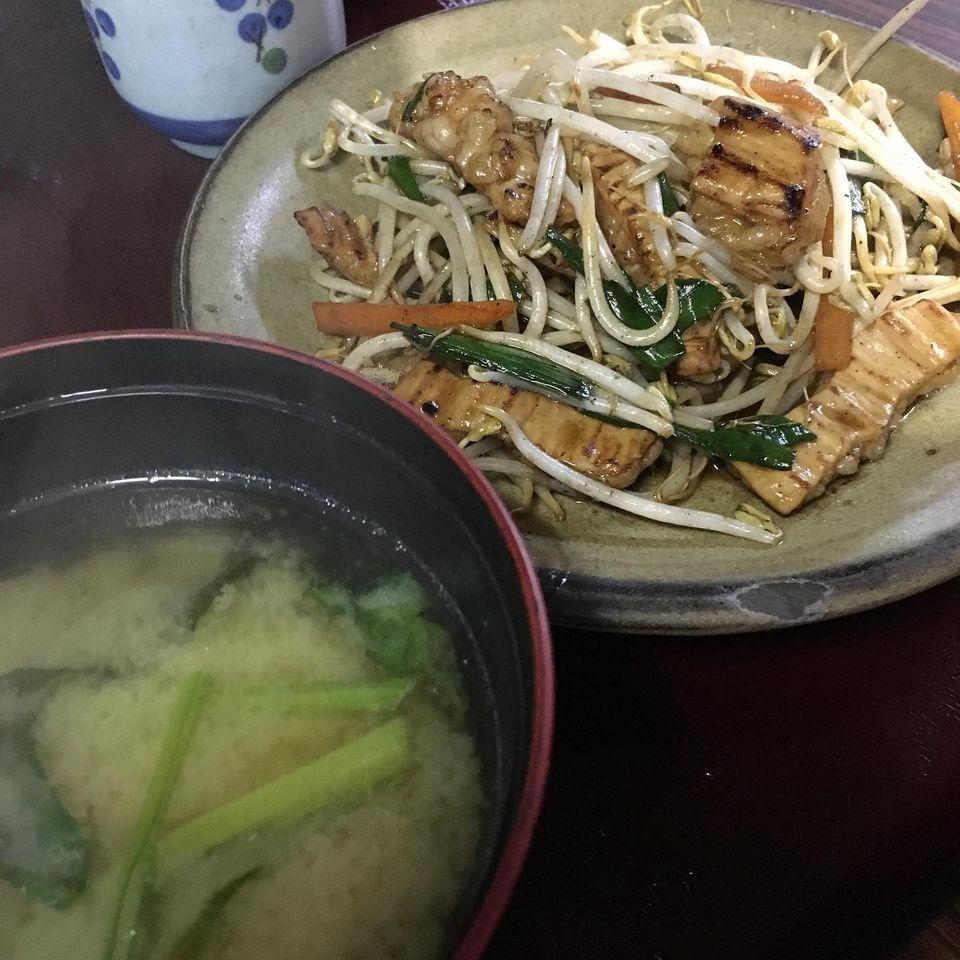 お食事処ながどて