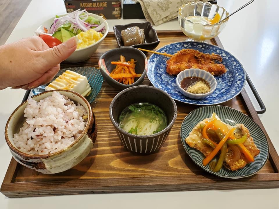 cafe neko no te