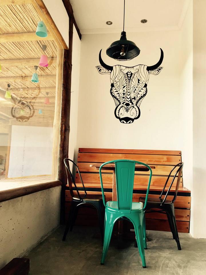 Lio's Sanguchería & Restobar