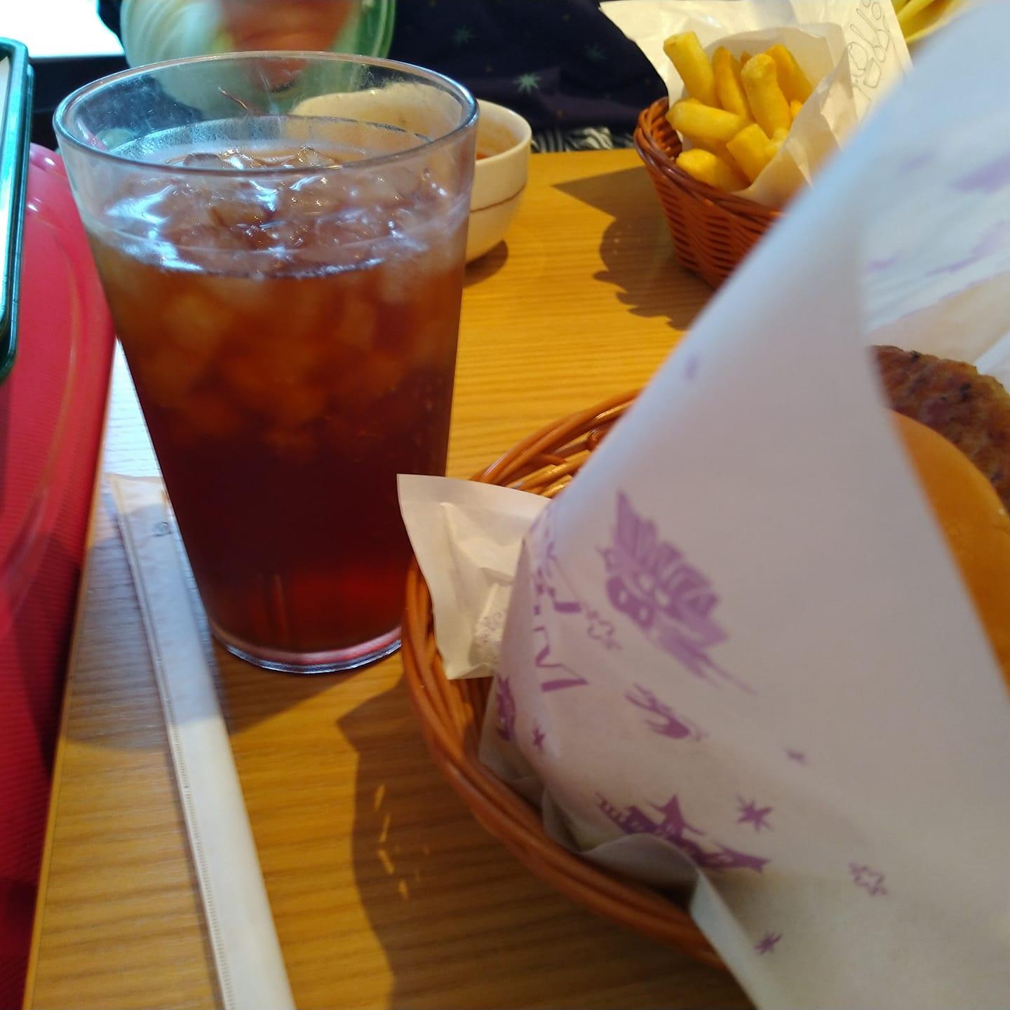 モスバーガー青梅駅前店