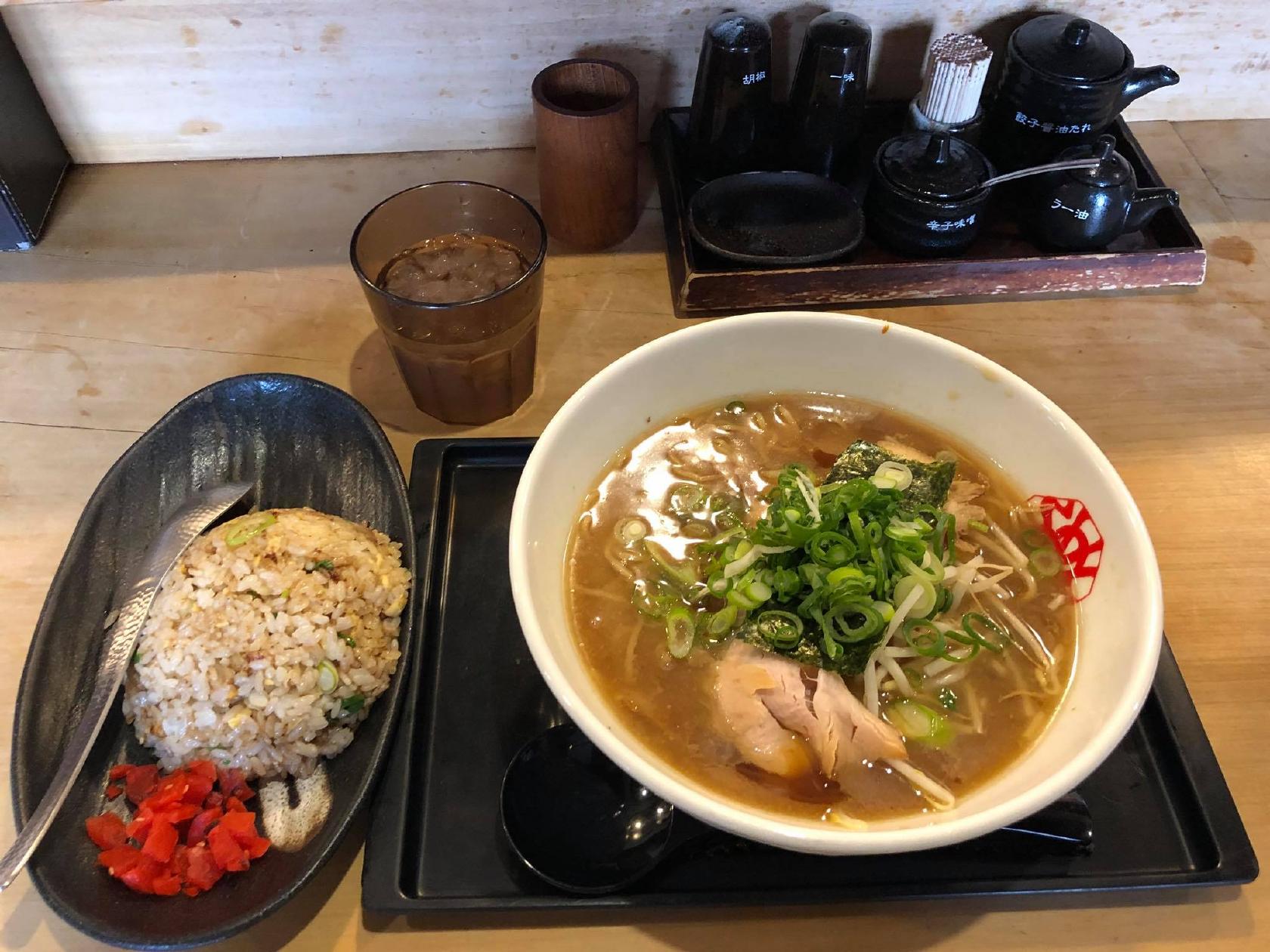 ラーメン八角赤穂店