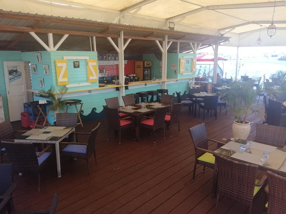 The Deck restaurant & habour view bar