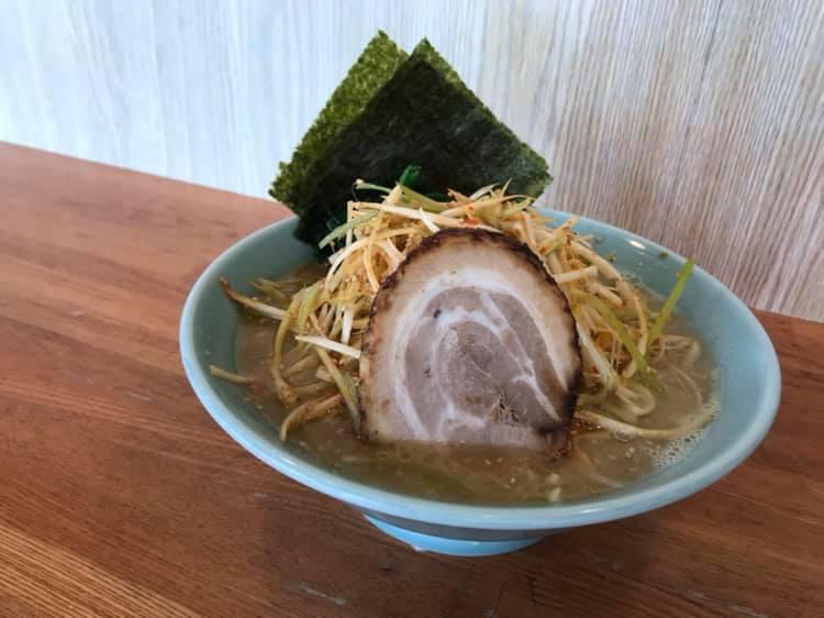 横浜ラーメンとんこつ家