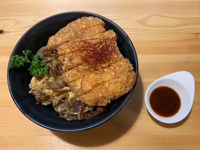 山口刺身丼飯專賣店-東門店/新竹美食/東門市場美食/生魚片丼飯/新竹日本料理 Hsinchu