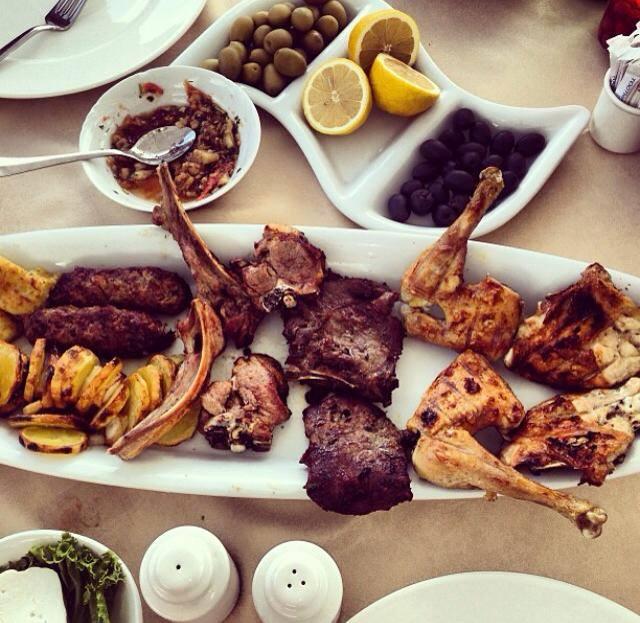 Cerves Restoran & Pub