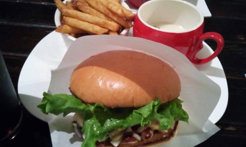 プラネスハンバーガー